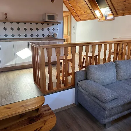 Linhart בית הארחה 3*